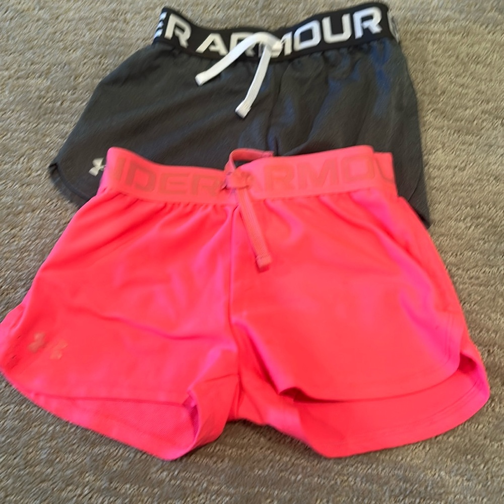 Under Armour Girls - Short Set - UA Girls - T-Shirt - White w/UA Logo - Size YSM
